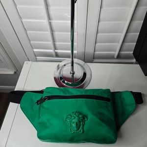 Ver sace green bumbag
